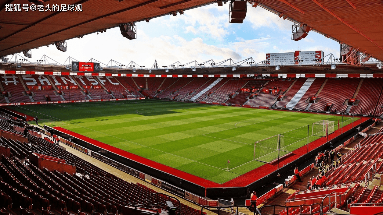 爱游戏ayx意大利杯赛前走向成谜，AC米兰迎来里程碑，球迷炸锅，身体对抗强度拉满的简单介绍