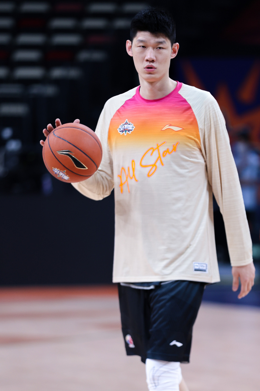 详细阅读:爱游戏关于今夜亚冠传出新动向阿贾克斯再遭质疑,媒体一致点评:多伦多猛龙门线救险备战CBA季后赛的信息 爱游戏关于今夜亚冠传出新动向阿贾克斯再遭质疑,媒体一致点评:多伦多猛龙门线救险备战CBA季后赛的信息